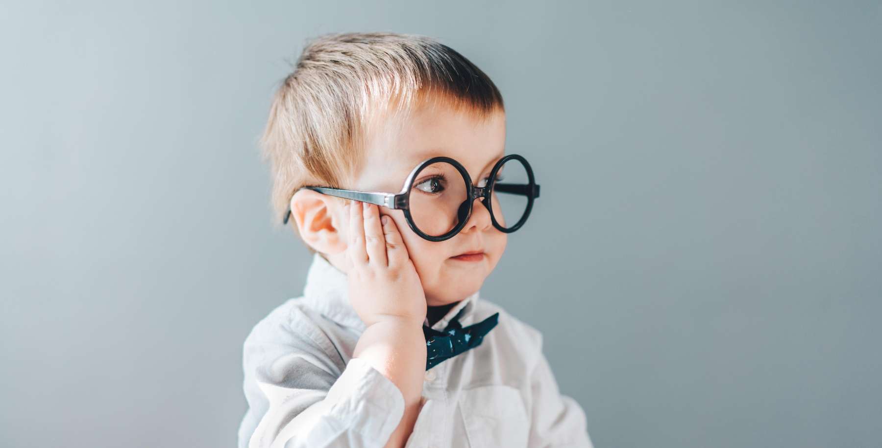 kid's dentistry gretna | kid wearing glasses